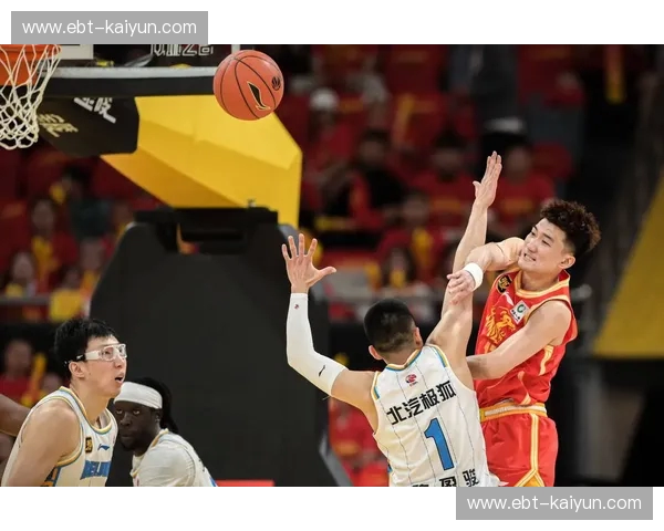 京沪对决，谁主沉浮？CBA巅峰之战，北京队与广厦队的恩怨情仇